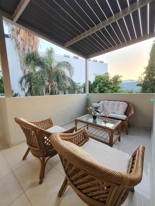 Livas City Relaxing Apartment コス・タウン エクステリア 写真