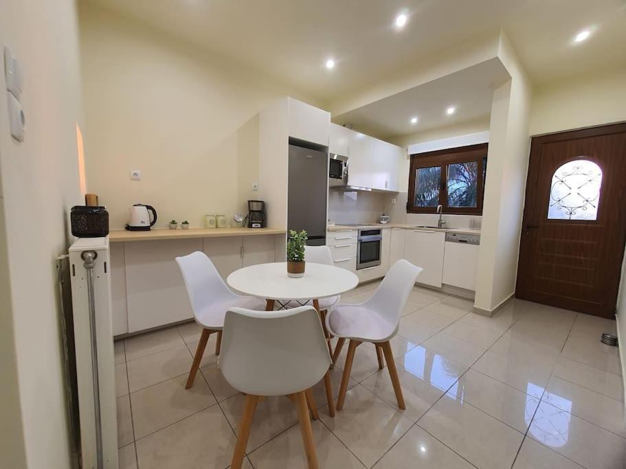 Livas City Relaxing Apartment コス・タウン エクステリア 写真